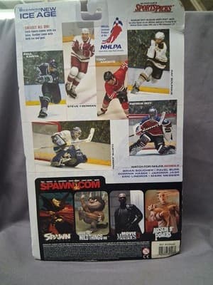 2000 McFarlane Sports Picks NHLPA Series 1 ROY BOURQUE Action Figure NEW NIP f4 - Thumbnail 4