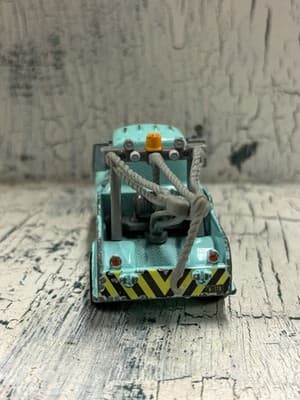 Mattel Disney Pixar Cars Mater Tow Truck Aqua Blue 1/55 Diecast Wrecker Used - Thumbnail 4