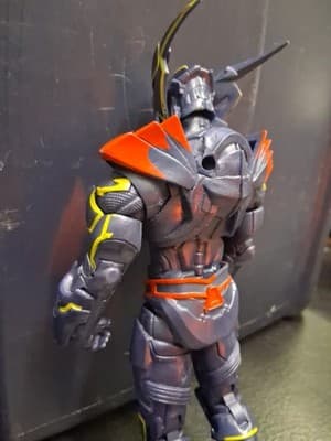 DC Multiverse Superman Energized Unchained Armor McFarlane Gold Label Figure- In - Thumbnail 4