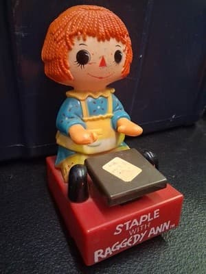 Vintage Plastic Staple With Raggedy Ann Desk Top Stapler 1975 VERY RARE! See Pic - Thumbnail 2