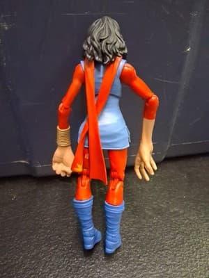 Marvel Legends Abomination Wave MS. MARVEL KAMALA KHAN 6" LOOSE Action Figure - Thumbnail 3