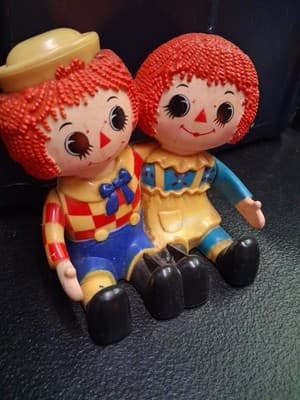 Vintage 1975 Raggedy Ann and Andy Desk Pencil Holder / Calender Bobbs-Merrill - Thumbnail 2