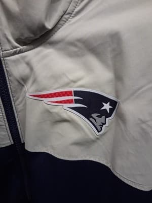 Nike NFL NEW ENGLAND PATRIOTS Jacket Size M New w/tags Football - Thumbnail 3