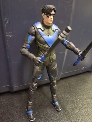 Gotham Knights Nightwing Action Figure DC McFarlane Toys 7 Inches Tall - Thumbnail 3