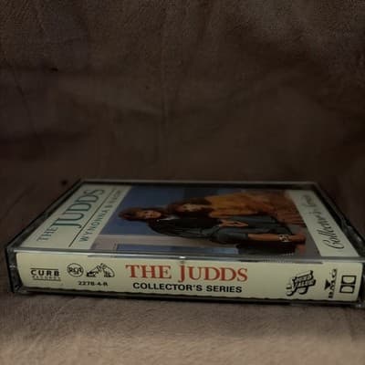 The Judds Wynonna & Naomi Collector's Series (Cassette, 1993) - Thumbnail 3