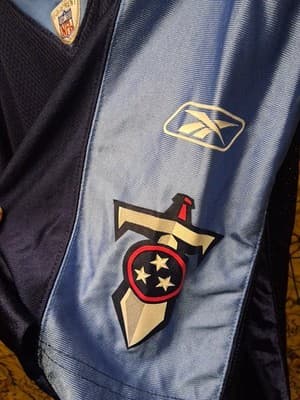 Vintage Reebok Tennessee Titans Chris Johnson #28 Blue NFL Men’s Jersey Size 2XL - Thumbnail 4
