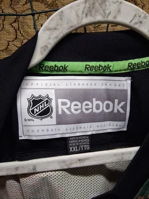 Boston Bruins Men's 2XL 2014 Veteran's Day Reebok Camo Practice Jersey - Thumbnail 4