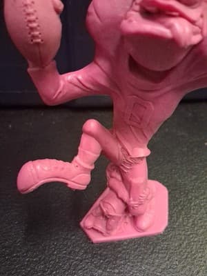 Vintage Hot Pink "Nutty Mads" End Zone Football Figure - 1964 Louis Marx & Co. - Thumbnail 4