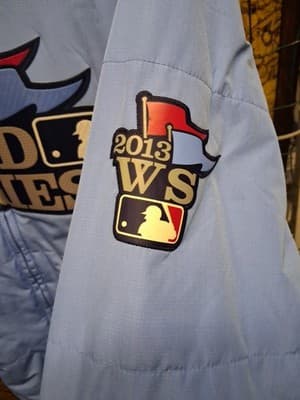 VTG MAJESTIC 2013 WORLD SERIES AUTHENTIC DUGOUT FULL ZIPP JACKET SIZE 2XL - Thumbnail 5