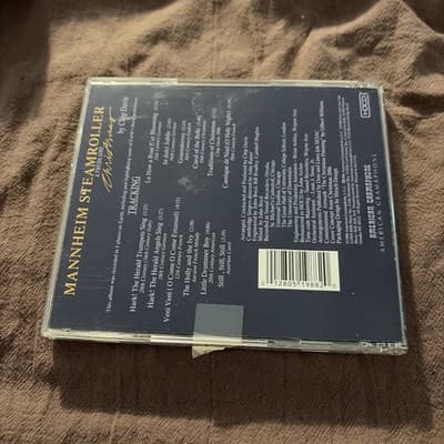 A Fresh Aire Christmas by Mannheim Steamroller (CD, 1988) - Thumbnail 2