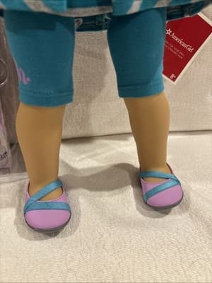 Mckenna American Girl Excellent Condition w/ Original Box, book, accessories - Thumbnail 5