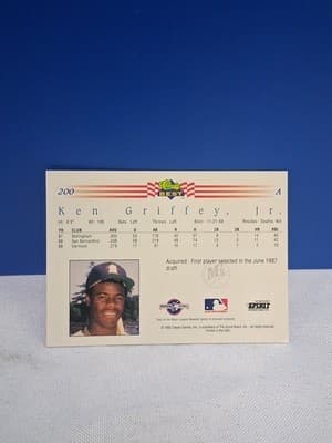 1992 ⚾ Classic Best, #200, Ken Griffey Jr. - Thumbnail 2