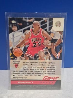 Michael Jordan 1992-93 Upper Deck Card Game Faces Chicago Bulls - Thumbnail 2