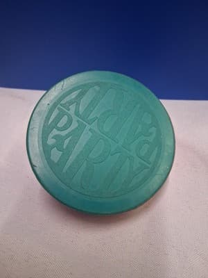 Vintage Party Noisemaker – rotate for classic clicking sound - Thumbnail 3