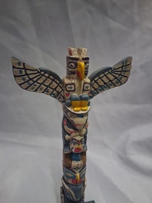 ALASKA Totem Pole Mid Century Vintage 6” Resin Northwestern Tribal Painted ACE - Thumbnail 2