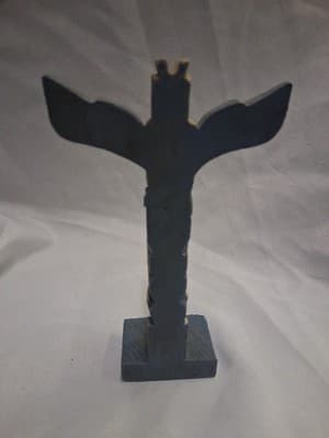 ALASKA Totem Pole Mid Century Vintage 6” Resin Northwestern Tribal Painted ACE - Thumbnail 5