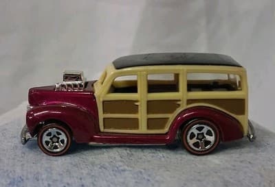 Hot Wheels California Dreamin' 40's Woody Redline 5 Spoke