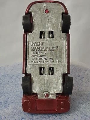 1968 USA Hot Wheels Ford Mark IV Red Enamel Redline Toy Car Hong Kong - Thumbnail 10