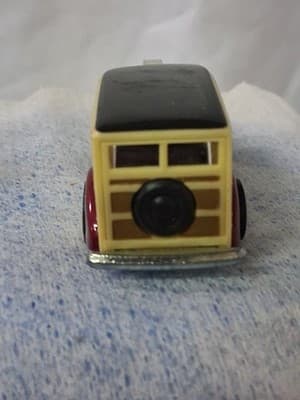 Hot Wheels California Dreamin' 40's Woody Redline 5 Spoke - Thumbnail 4