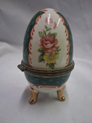 Colorful Hinged Ceramic Egg Trinket Box Floral Pattern with 3 Gold Legs/Feet - Thumbnail 4