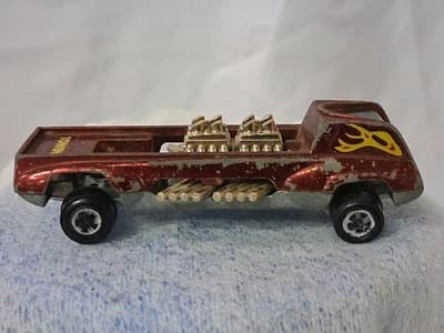 🚩 JOHNNY LIGHTNING TOPPER RARE " RED " HAIRY HAULER