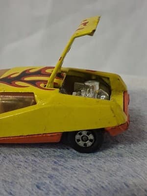 Vintage Matchbox Superfast No. 33 Datsun 126X – 1973 England – Yellow w/ Flames - Thumbnail 6