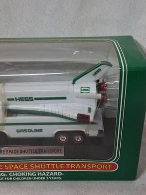 Hess Oil Company 2009 Miniature Space Shuttle Transport-Toy - Model-New in Box - Thumbnail 2