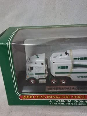 Hess Oil Company 2009 Miniature Space Shuttle Transport-Toy - Model-New in Box - Thumbnail 3