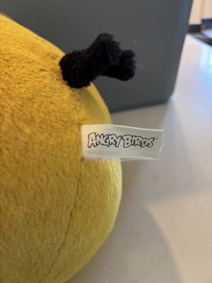 Angry Birds Big Yellow Plushie - Thumbnail 3