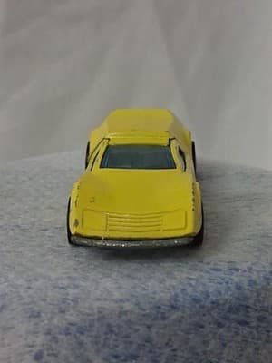 Hot Wheels 1969 REDLINE Yellow Buzz-Off Diecast Car, Nice Cond Hong Kong 🐝 - Thumbnail 5