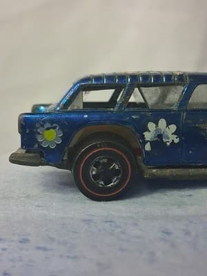 Hot Wheels Redline Classic Nomad Blue Diecast Car Light Interior Mattel 1969 - Thumbnail 7