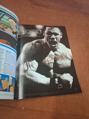 WWE Wrestling Magazine September 2006 Trish Stratus John Cena (No Poster) - Thumbnail 6