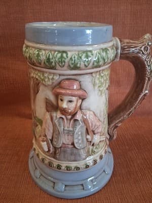 13 inch Large Beer Decorative Ceramic with 3D Images Hunting Theme - Thumbnail 4