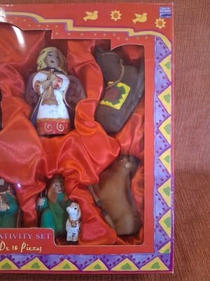Feliz Navidad Nativity Scene Set 10 Piece Christmas Holiday Spanish Hispanic - Thumbnail 4