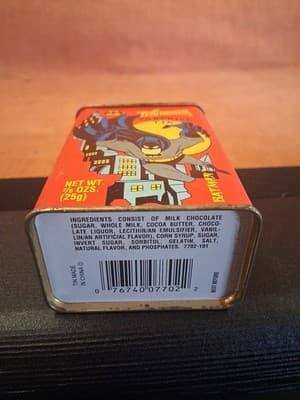 Vintage 1997 EMPTY Whitman's BATMAN Suprise Tin - Thumbnail 7