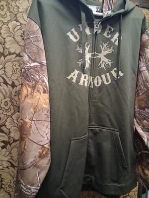 Under Armour Men's 2XL Full Zip Hoodie Sweatshirt Realtree Camo Hunting BNWT - Thumbnail 3