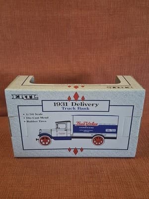 ERTL TRUE VALUE 10TH ANNIVERSARY 1931 DELIVERY LOCKING COIN BANK #9501 - Thumbnail 5