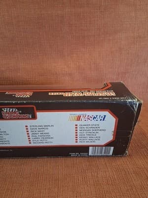 1991 RACING CHAMPIONS NASCAR A J FOYT CHEVROLET 1:64 DIE CAST CAB TRANSPORTER - Thumbnail 9
