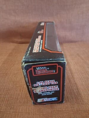 1991 RACING CHAMPIONS NASCAR A J FOYT CHEVROLET 1:64 DIE CAST CAB TRANSPORTER - Thumbnail 6
