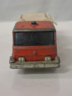 Vintage 1960s Lesney Matchbox No. 29 Denver Fire Pumper Truck Made in England 🚒 - Thumbnail 4