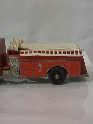 Vintage 1960s Lesney Matchbox No. 29 Denver Fire Pumper Truck Made in England 🚒 - Thumbnail 3