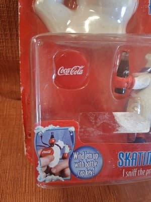 1998 Coca-Cola Wind-Up Polar Crew “Skating Bear” Item No. 09888 - Thumbnail 4