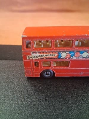 Matchbox Superfast 1972 The Londoner No 17 Swinging London Carnaby Street - Thumbnail 4