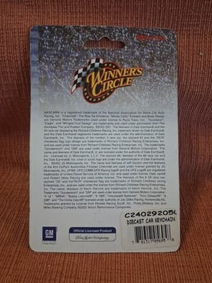 Jeff Gordon #24 - Winner's Circle - 1/87 Scale - Nascar Diecast Keychain - Thumbnail 3
