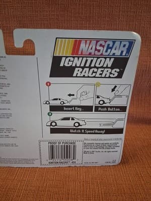 Toy Biz NASCAR Jeff Gordon #24 1:64 Ignition Racer New In Box - Thumbnail 5