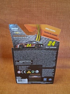 NASCAR Authentic’s Jeff Gordon #24 2014 Diecast NEW HENDRICK Motorsports - Thumbnail 3
