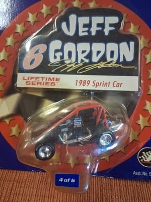 Winner's Circle Lifetime Series Jeff Gordon 1989 Sprint Car #24 - Thumbnail 2