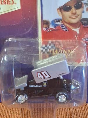 Winner's Circle 1997 Lifetime Series Jeff Gordon #40 Sprint Car 1/64 Scale (B113 - Thumbnail 3