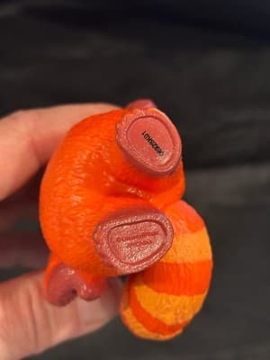 Disney / Pixar Turning Red Mei Red Panda 4" Mini Figure - Thumbnail 3