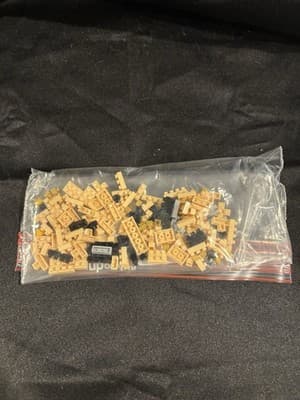 FOCO NHL CAPITALS ALEX OVECHKIN 3-D FIGURE - Thumbnail 4
